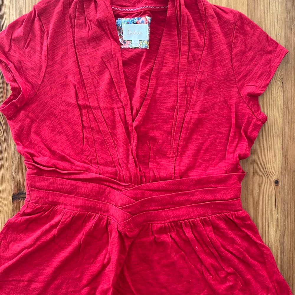 Brand New Anthropologie Deletta Top, size M, Red